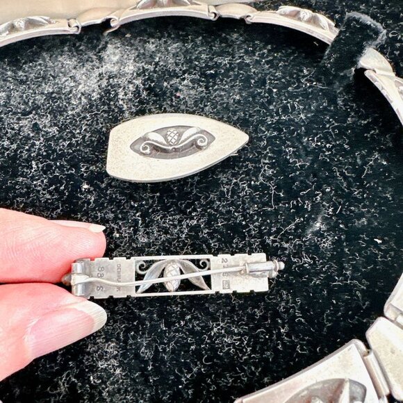 ANTIQUE GEORG JENSEN INC STERLING SILVER NECKLACE BRACELET BROOCH BOXED SET - Picture 6 of 15